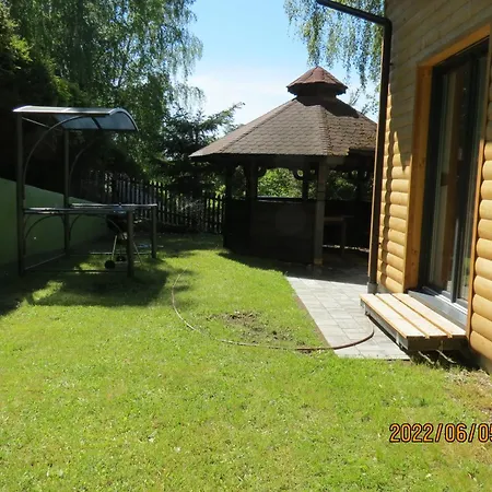 Na Lesnym Wzgorzu Apartament Rusinowo (Slawno)