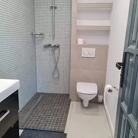 Na Lesnym Wzgorzu Rusinowo (Slawno)