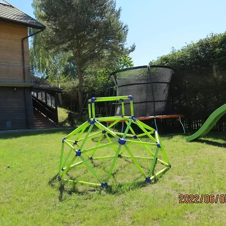 Na Lesnym Wzgorzu Apartament Rusinowo (Slawno)