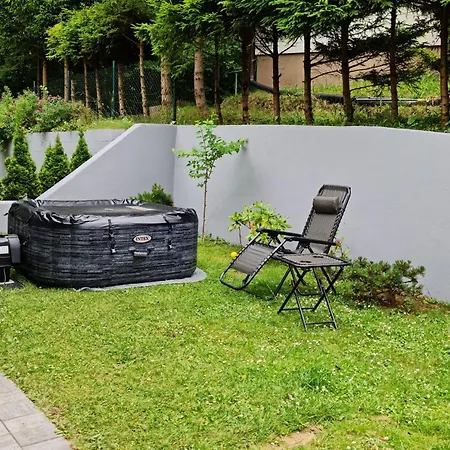 Na Lesnym Wzgorzu * Rusinowo (Slawno)