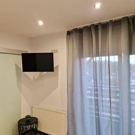 Na Lesnym Wzgorzu Apartament Rusinowo (Slawno)